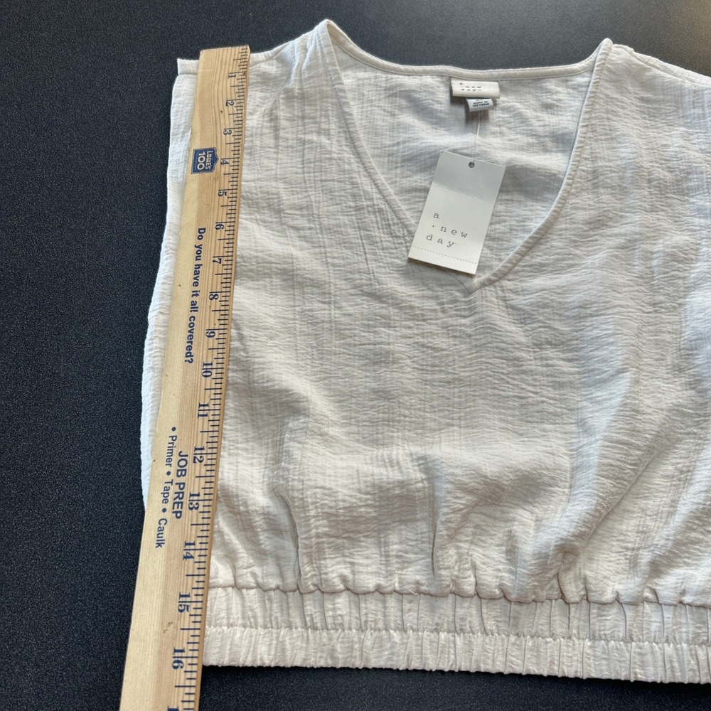A New Day Sleeveless Smocked Blouse‎ Size XS Boho Lagenlook - Picture 2 of 7